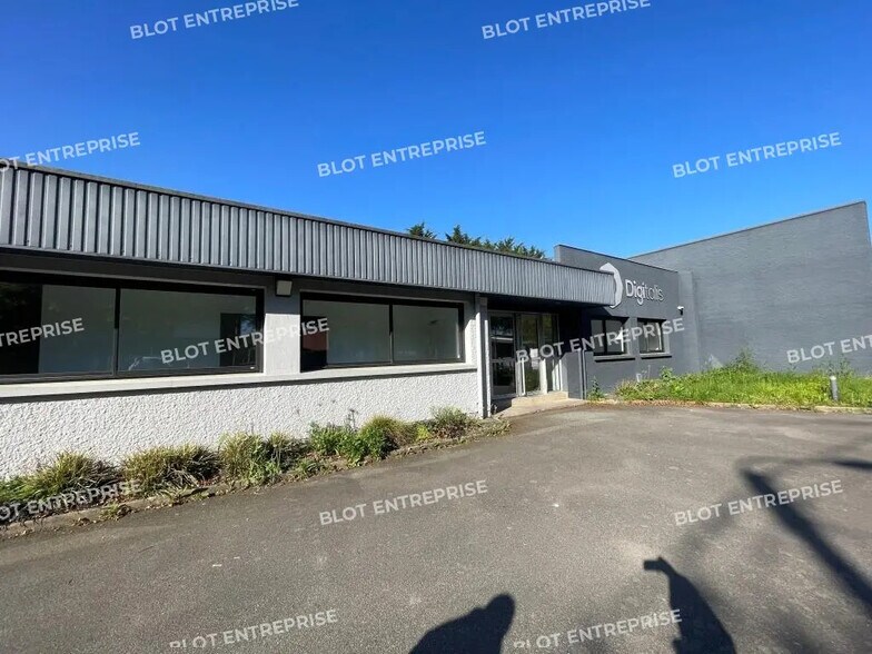 Office in Cesson-Sévigné for lease - Building Photo - Image 1 of 12