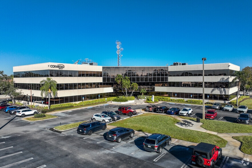 11300 4th St N, Saint Petersburg, FL for lease - Building Photo - Image 1 of 10