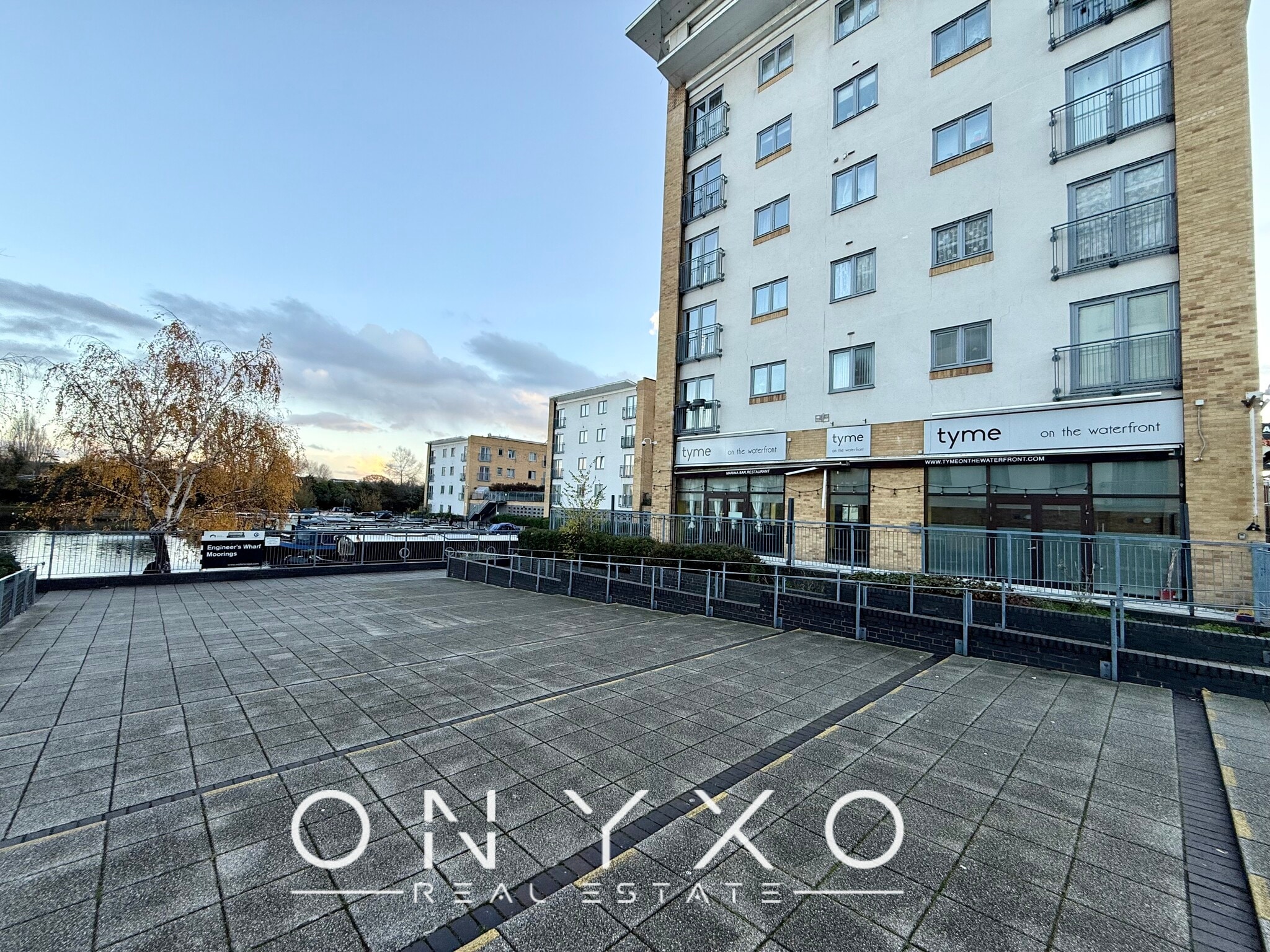 9 Higham Mews, Northolt for lease Primary Photo- Image 1 of 5