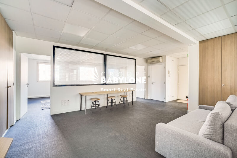 Office in Boulogne-Billancourt for lease - Interior Photo - Image 2 of 12