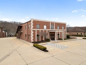 3661-3669 Teays Valley Rd, Hurricane, WV for lease Building Photo- Image 1 of 11