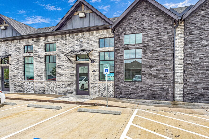 2031 N Mason Rd, Katy, TX à louer - Photo du bâtiment - Image 2 de 21