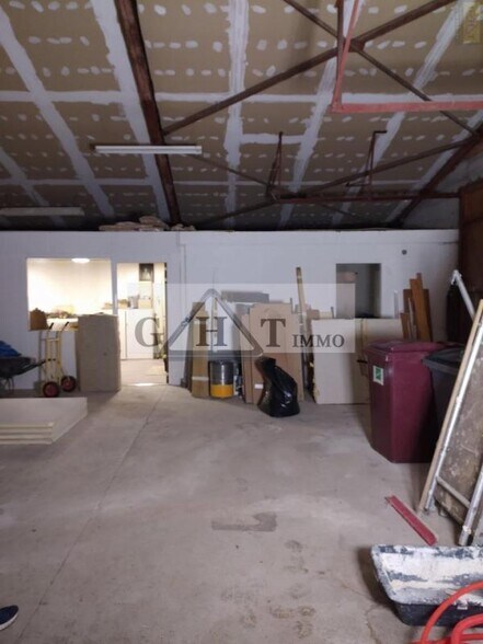 Industrial in Montévrain for sale - Interior Photo - Image 3 of 5