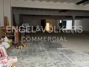 Retail in Madrid, Madrid for lease Interior Photo- Image 2 of 2