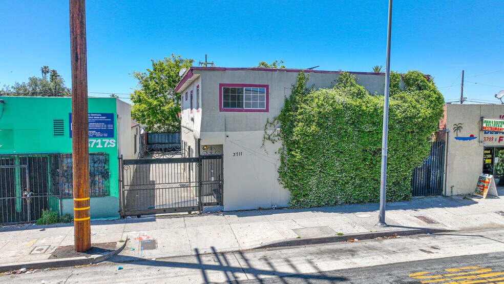 3711 S Western Ave, Los Angeles, CA à vendre - Photo du bâtiment - Image 3 de 23