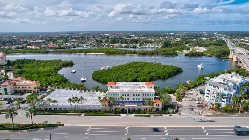 150 US Highway 1, Jupiter, FL à louer - Photo du bâtiment - Image 3 de 9