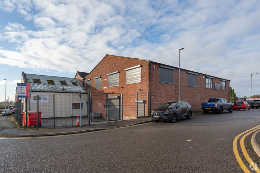 China St, Stoke On Trent à louer - Photo du bâtiment - Image 1 de 2