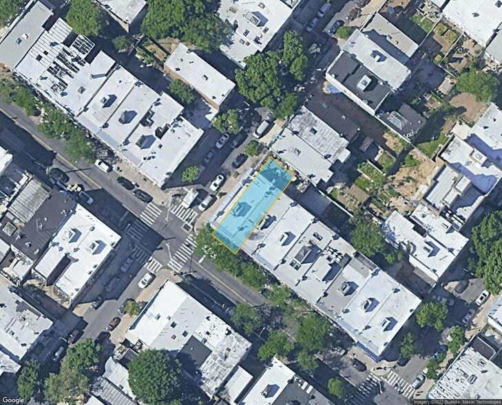 601 Seneca Ave, Ridgewood, NY for sale - Primary Photo - Image 1 of 1