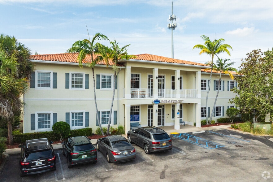 264 NW Peacock Blvd, Port Saint Lucie, FL à louer - Photo principale - Image 1 de 4