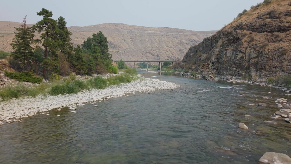 385 State Route 153, Pateros, WA 98846, USA, Pateros, WA à vendre - Vidéo sur l’inscription commerciale - Image 2 de 34