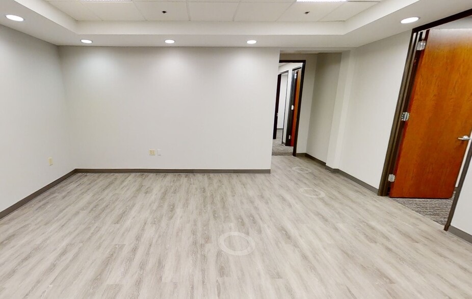 600 Corporate Dr, Fort Lauderdale, FL for lease - Matterport 3D Scan - Image 2 of 23
