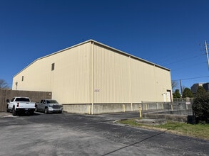 2701 Landers Ave, Nashville, TN for lease Building Photo- Image 1 of 4