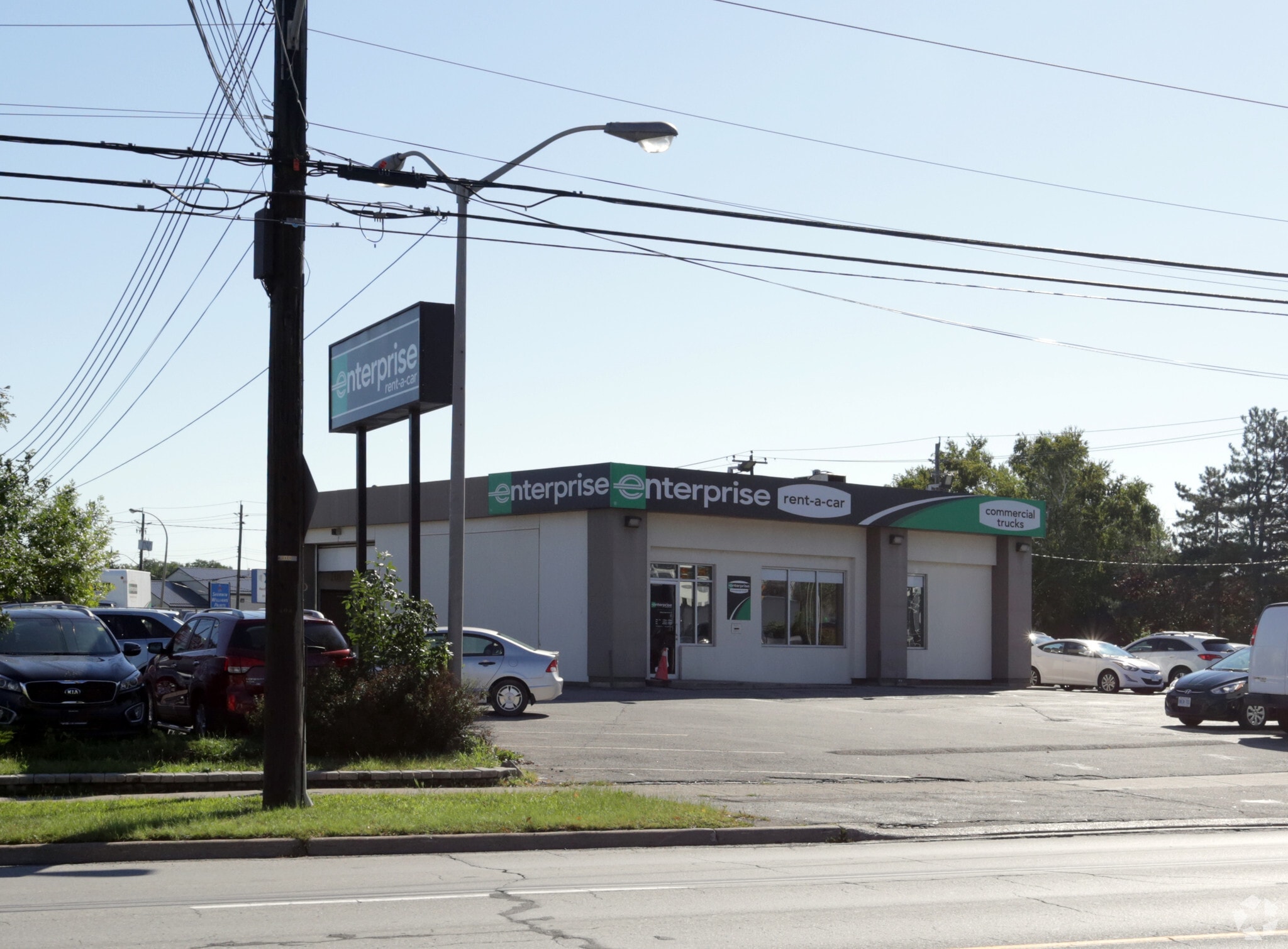 404 Ontario St, St Catharines, ON for sale Primary Photo- Image 1 of 1
