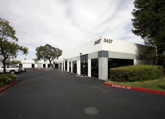 More details for 3355 Myrtle Ave, North Highlands, CA - Flex for Lease