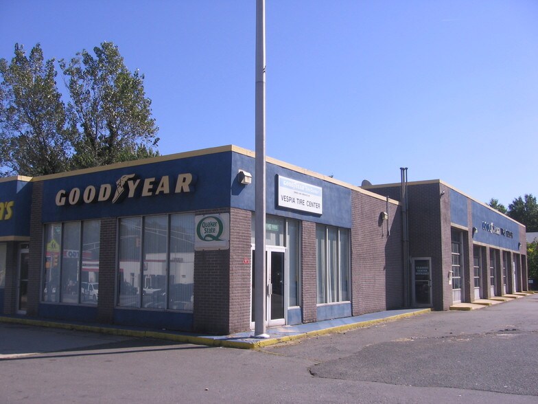 544 Hamilton St, Somerset, NJ à vendre - Photo du bâtiment - Image 2 de 7