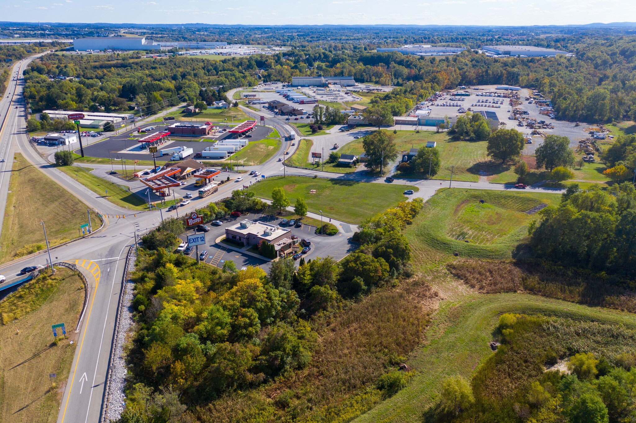 Cloverleaf & Susquehanna Trl, Strinestown, PA à louer Aérien- Image 1 de 2