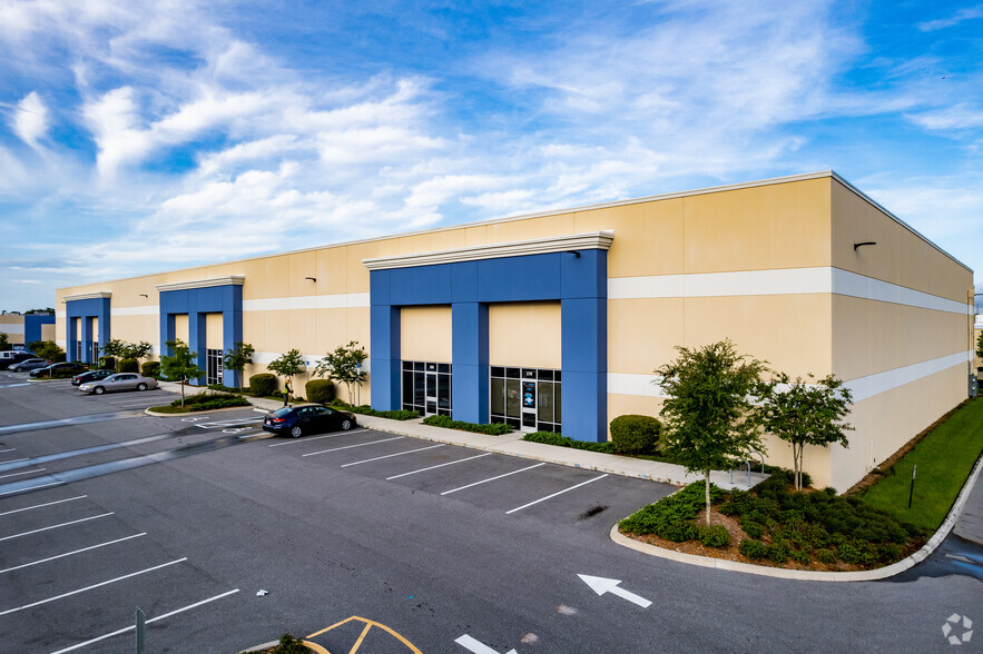 8119 S Orange Ave, Orlando, FL for lease - Building Photo - Image 3 of 5