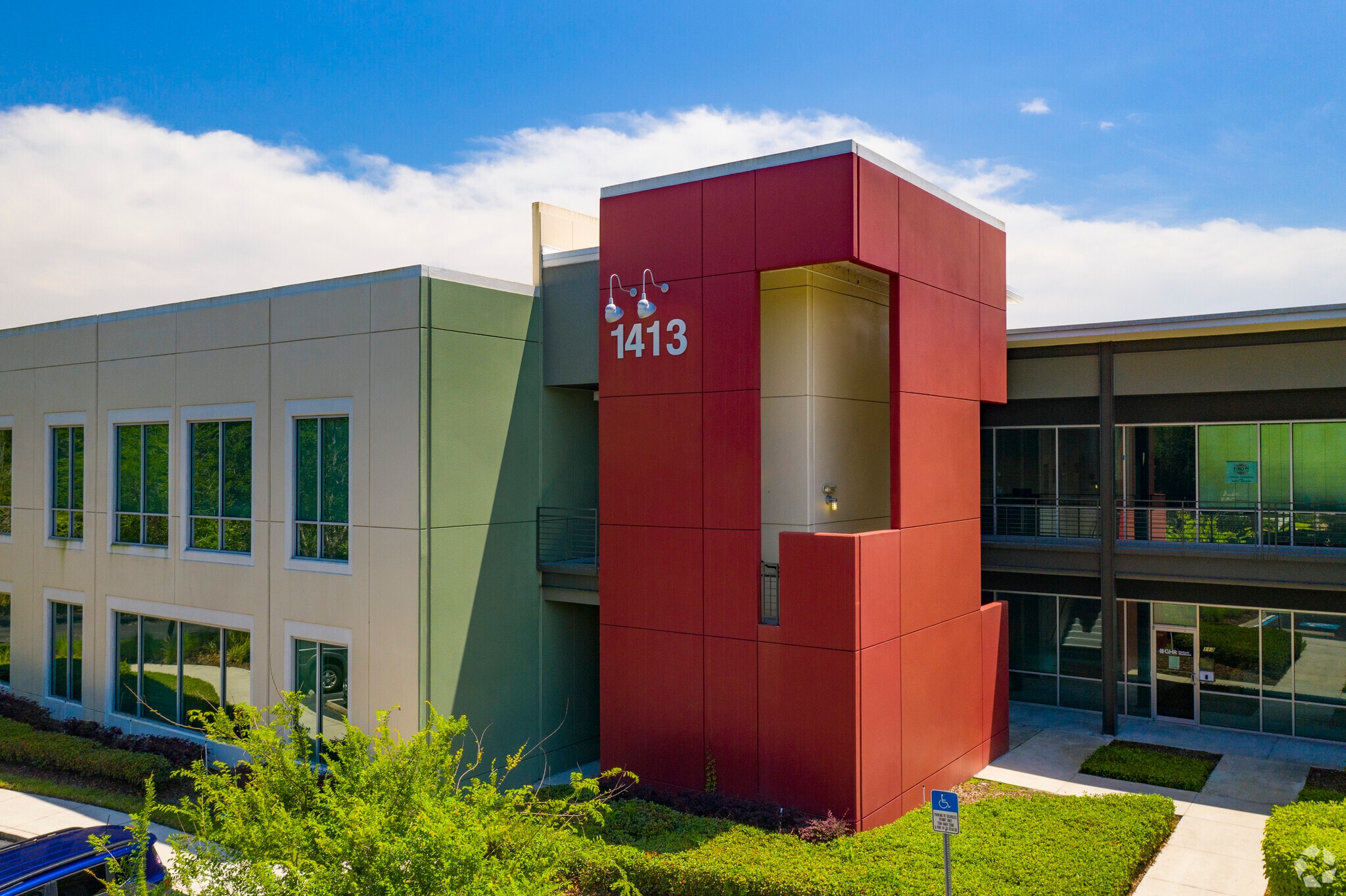 1413 Tech Blvd, Tampa, FL for lease Primary Photo- Image 1 of 9