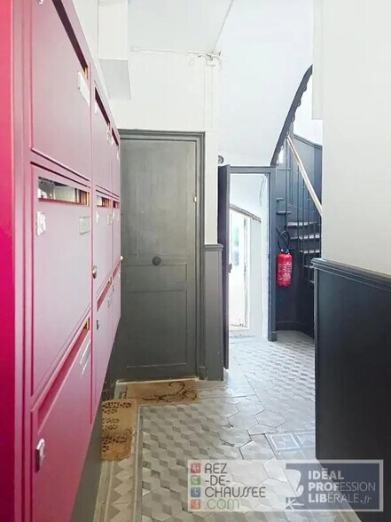 Office in Boulogne-Billancourt for sale - Building Photo - Image 3 of 5