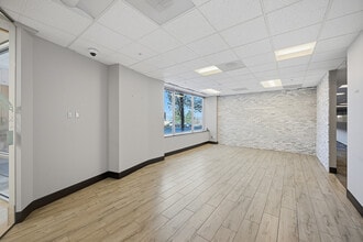 630 Plaza Dr, Highlands Ranch, CO à louer Photo intérieure- Image 2 de 13