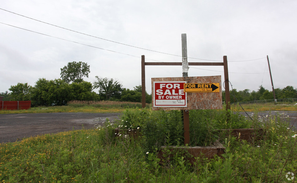 1615 Us-9w, Ravena, NY à vendre - Photo principale - Image 1 de 1