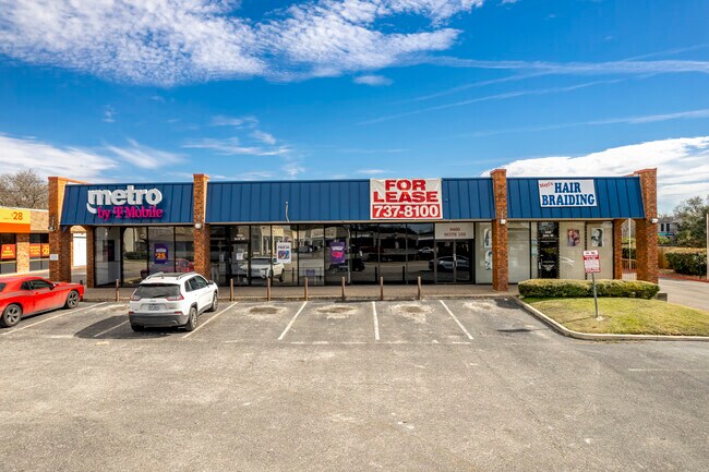 More details for 9400 Perrin Beitel Rd, San Antonio, TX - Retail for Lease