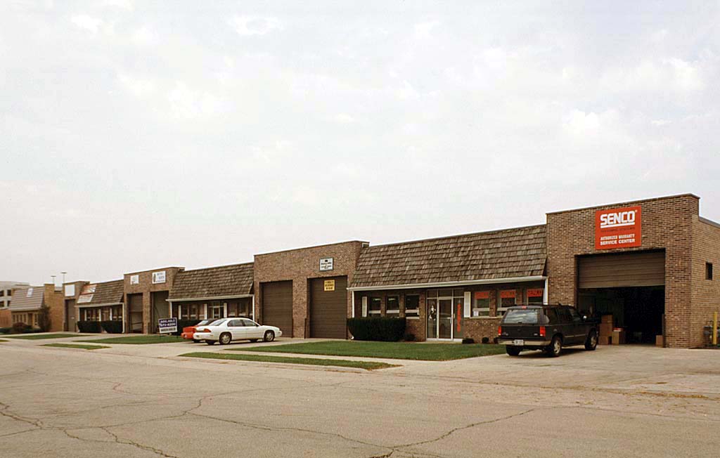 173-183 Randall St, Elk Grove Village, IL for lease Primary Photo- Image 1 of 3