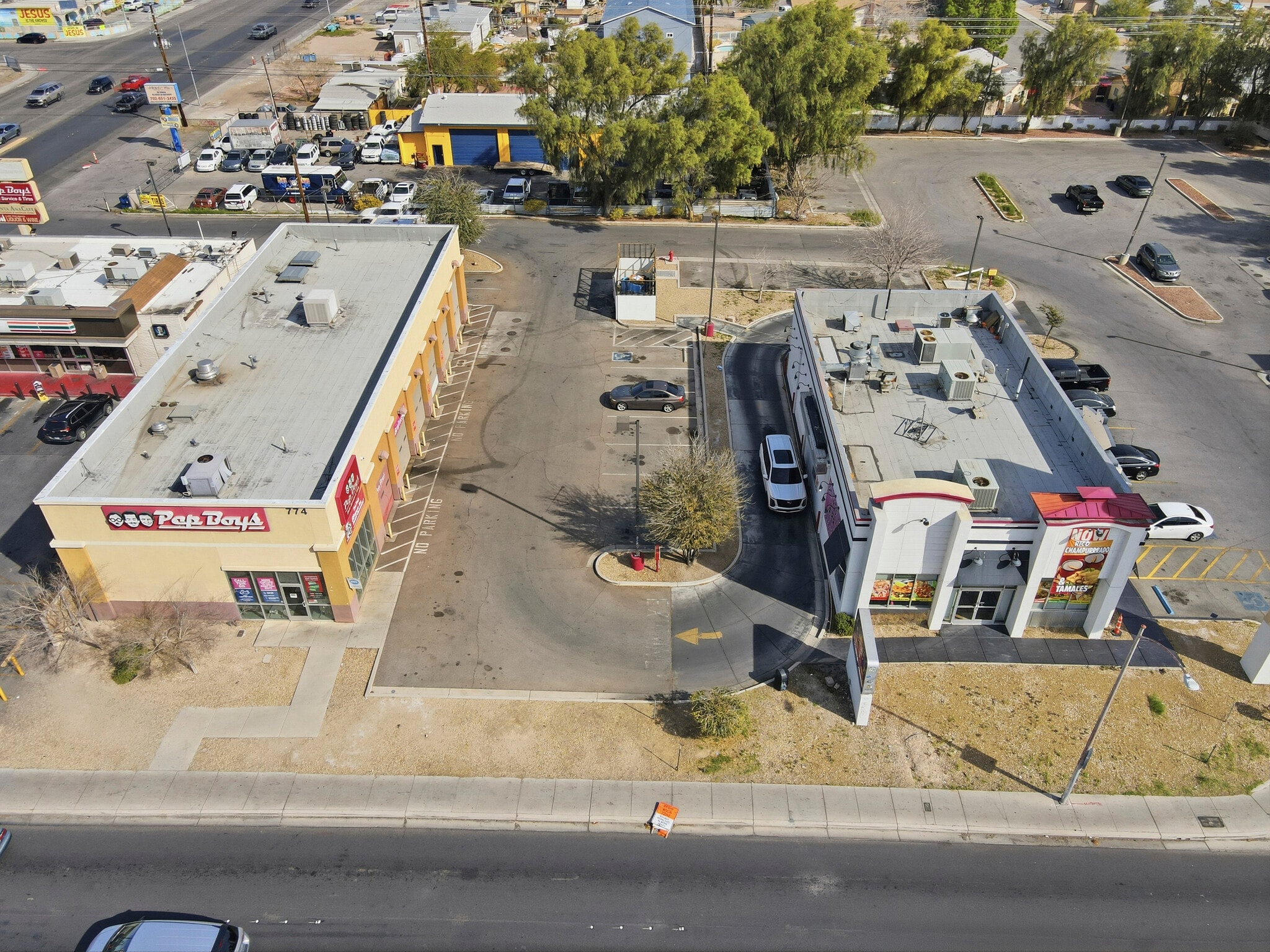 774 N Nellis Blvd, Las Vegas, NV for sale Primary Photo- Image 1 of 43