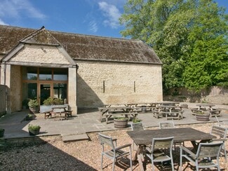 Plus de détails pour 1 Bradfield Manor Farm, Malmesbury, Hullavington - Commerce de détail à louer