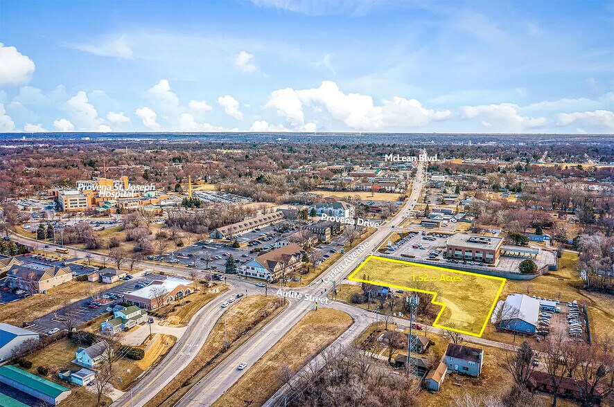 2075 Larkin Ave, Elgin, IL à vendre - Photo du bâtiment - Image 2 de 6