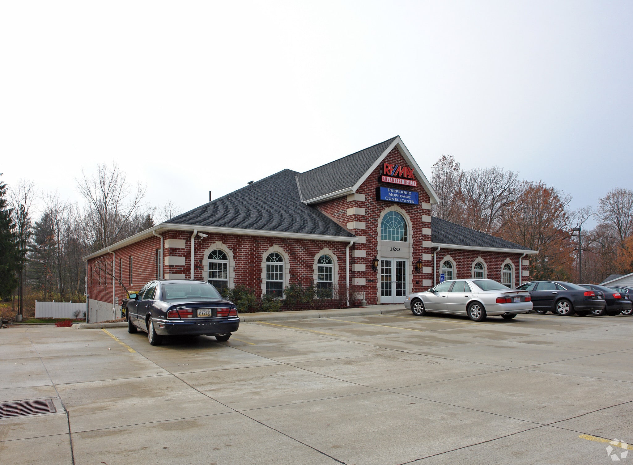 120 W Aurora Rd, Northfield, OH for sale Primary Photo- Image 1 of 37
