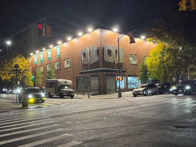 8701-8711 4th Ave, Brooklyn, NY à vendre - Photo du bâtiment - Image 2 de 8