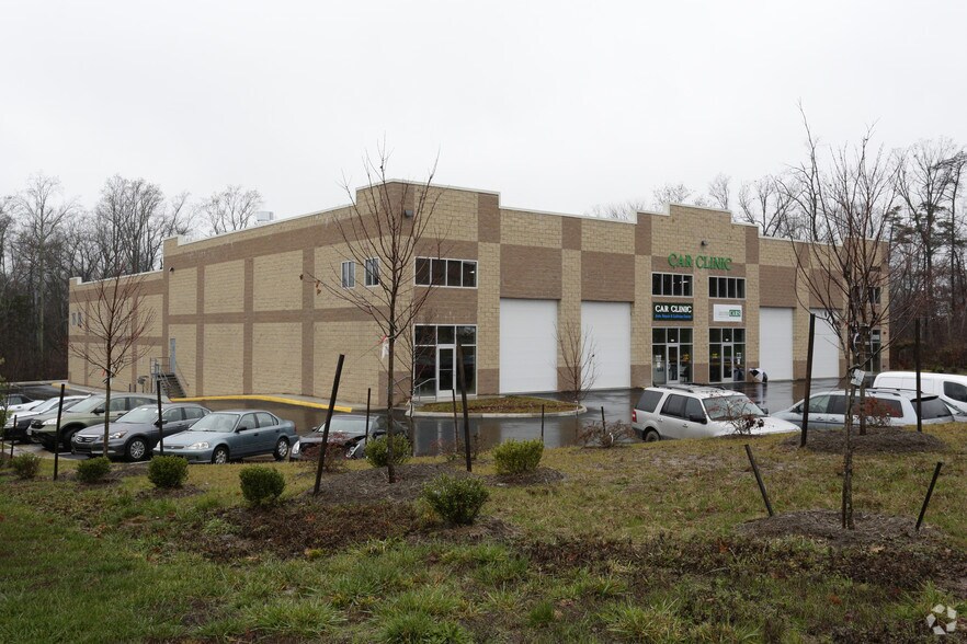 23551 Pebble Run Pl, Dulles, VA à louer - Photo principale - Image 3 de 19