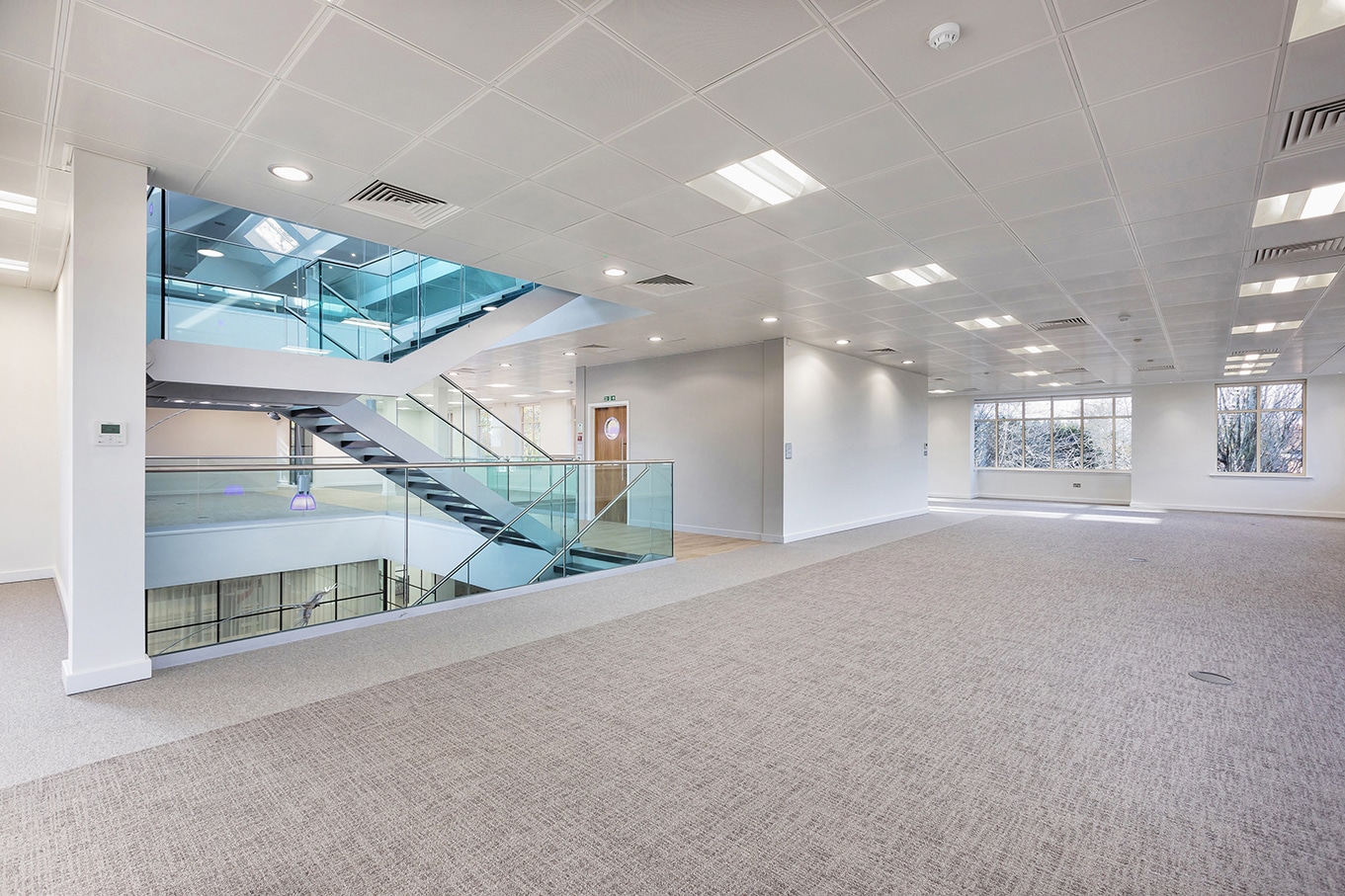 Ruscombe Ln, Reading for lease Interior Photo- Image 1 of 3