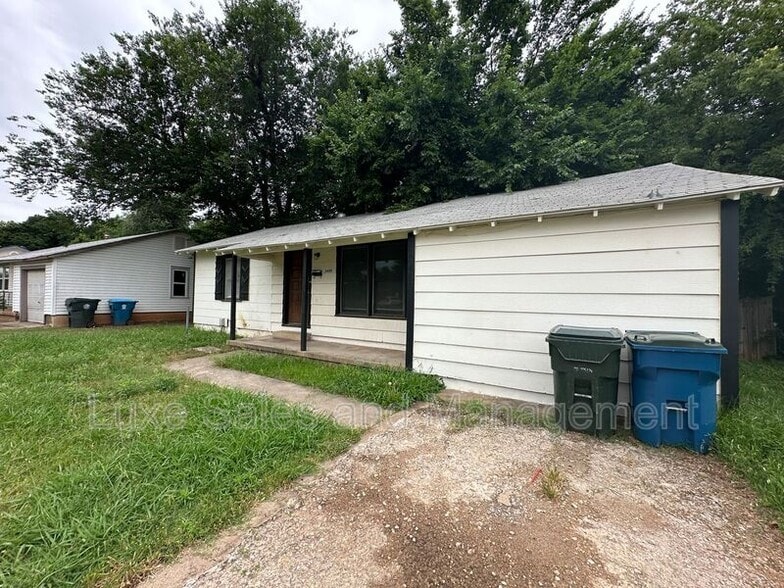 3409 Willow Creek Dr, Midwest City, OK for sale - Building Photo - Image 2 of 26