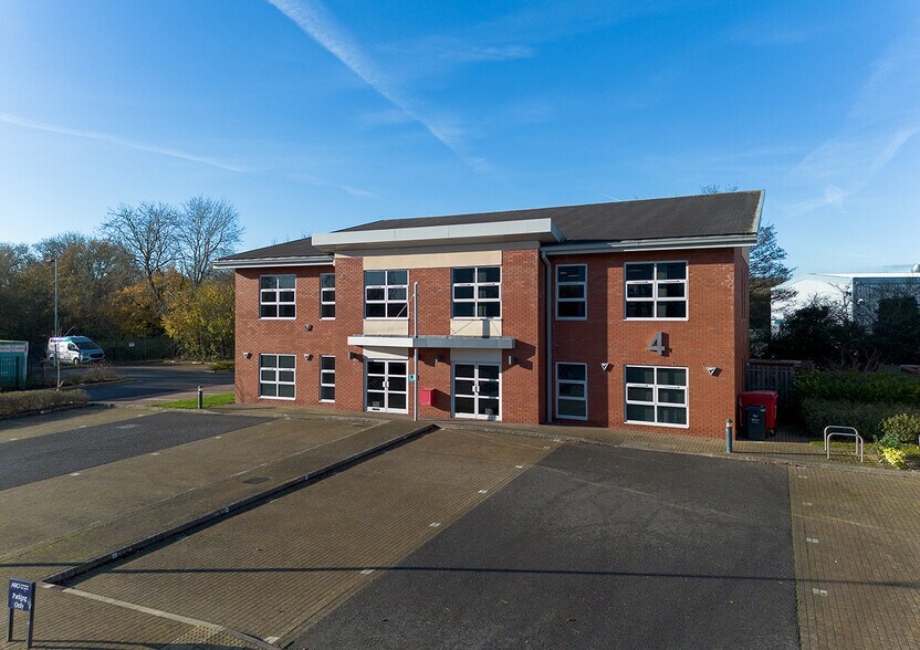 Wainwright Rd, Worcester for lease - Building Photo - Image 1 of 71