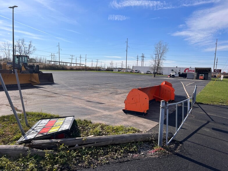 3003 Walden Ave, Depew, NY for lease - Building Photo - Image 3 of 3