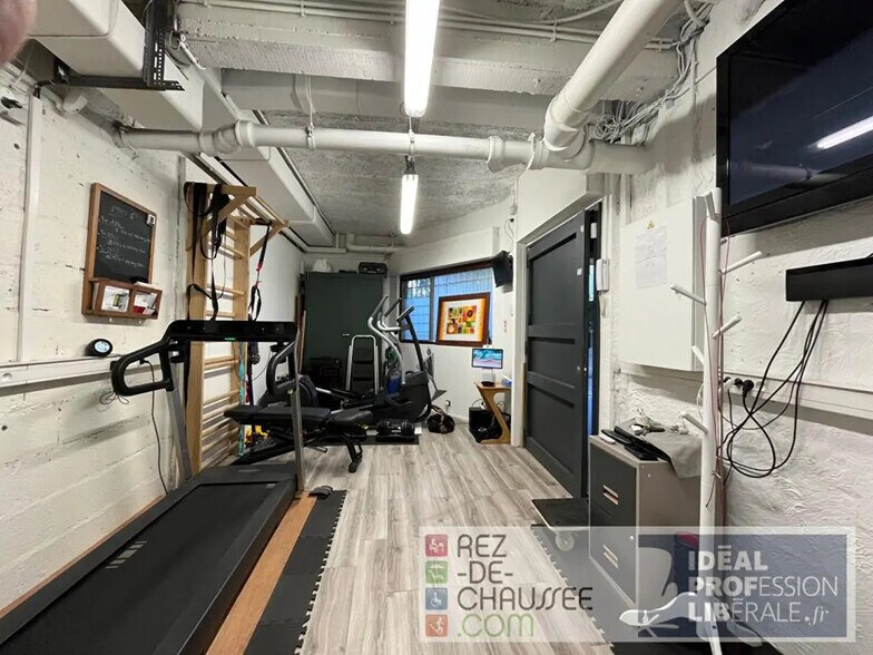 Office in Courbevoie for sale - Interior Photo - Image 3 of 6