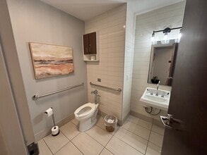 3085 Meadowlark Ln, Altoona, WI à louer Photo intérieure- Image 1 de 8