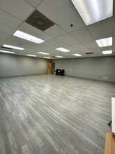 2211-2213 S Military Hwy, Chesapeake, VA for lease Interior Photo- Image 2 of 3