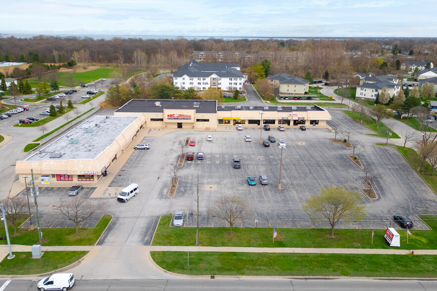 4130-4146 24th Ave, Fort Gratiot, MI for lease - Building Photo - Image 1 of 12