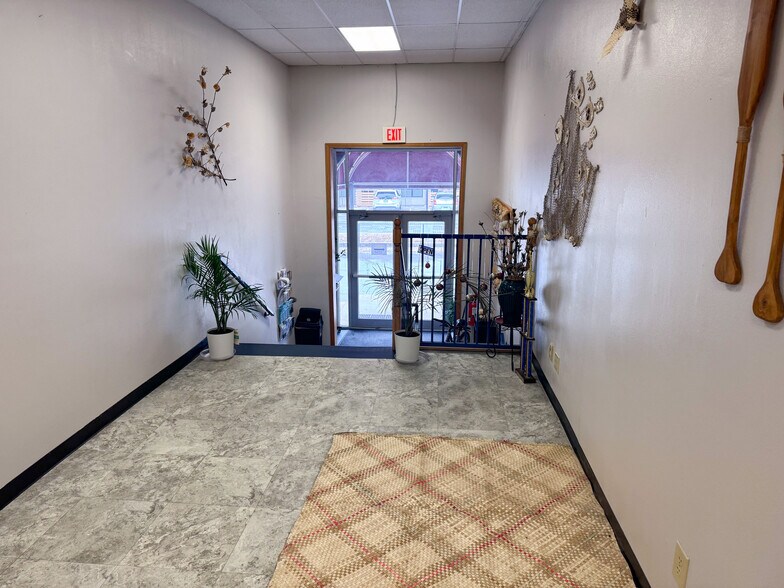 800 E Emma Ave, Springdale, AR à louer - Photo du bâtiment - Image 2 de 8