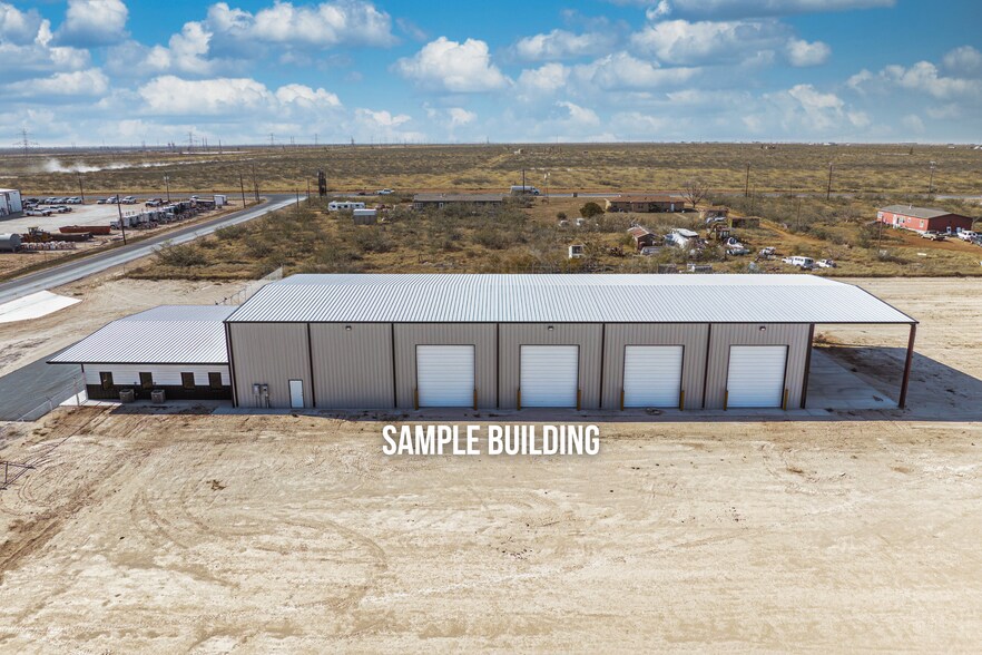 2712 East County Road 140, Midland, TX à louer - Photo du bâtiment - Image 3 de 9