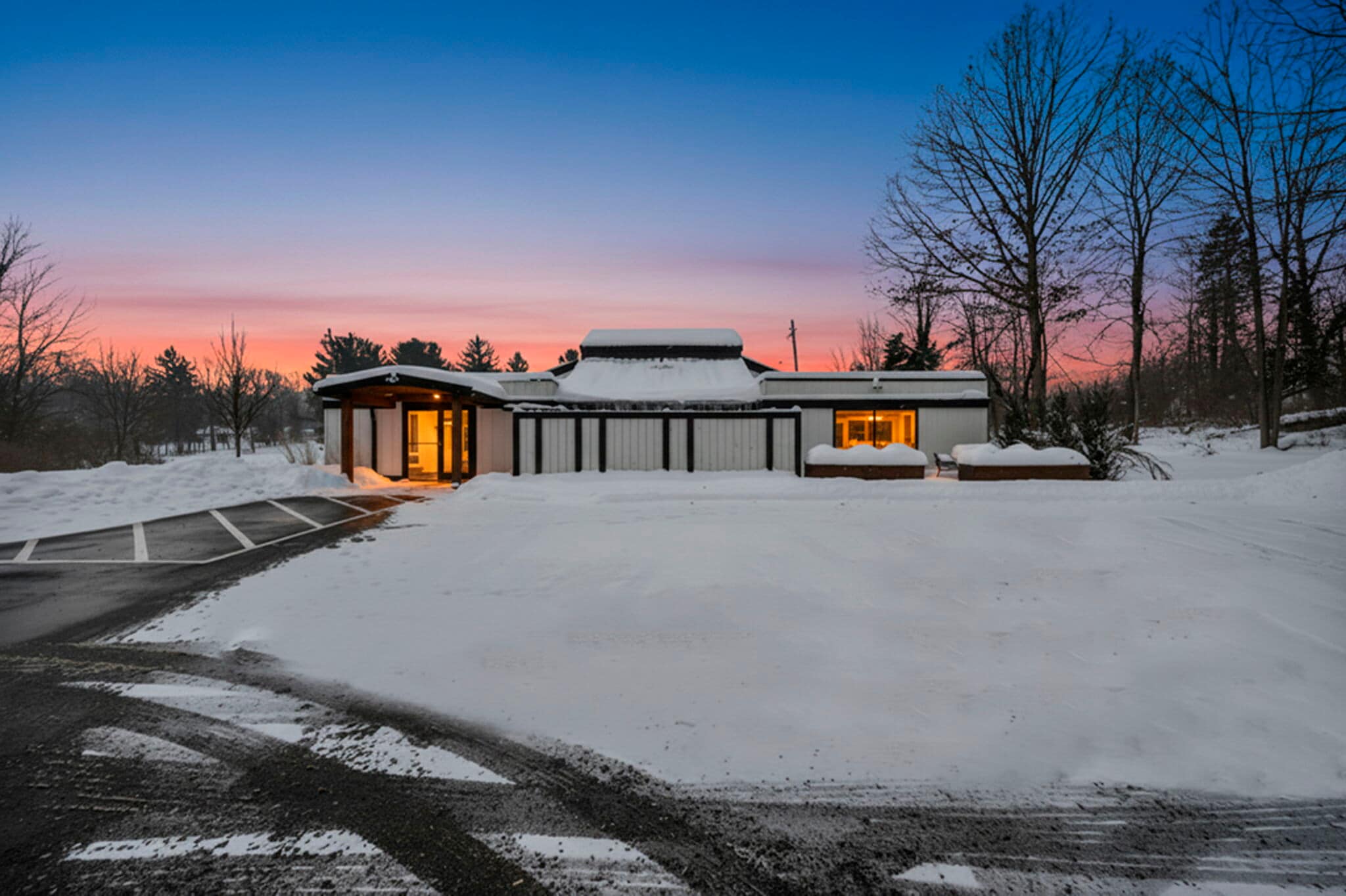 1929 E Royalton Rd, Broadview Heights, OH for lease Primary Photo- Image 1 of 76