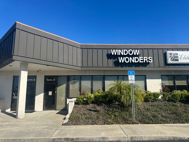 More details for 105 N Falkenburg Rd, Tampa, FL - Flex for Lease