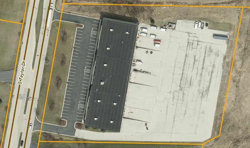 4505-4515 S Taylor Dr, Sheboygan, WI for sale - Building Photo - Image 3 of 12