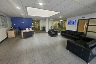 Highfield Dr, St Leonards On Sea for lease Interior Photo- Image 1 of 8