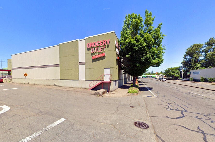 299 D St NE, Salem, OR for lease - Building Photo - Image 3 of 7