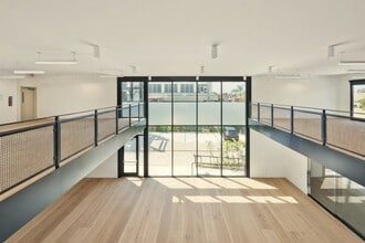 940 N Highland Ave, Los Angeles, CA à louer Photo intérieure- Image 2 de 32