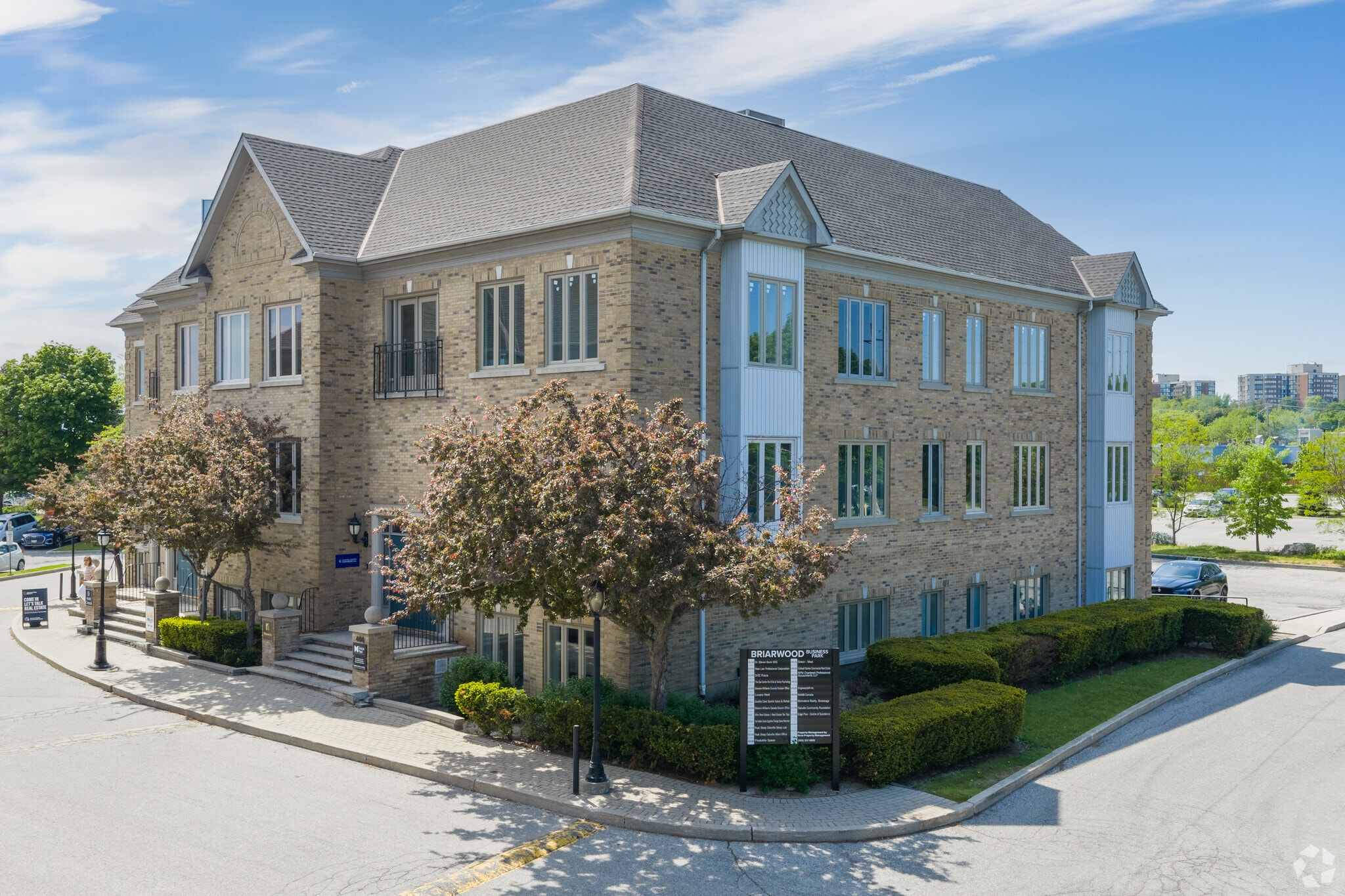 406-410 N Service Rd E, Oakville, ON for sale Primary Photo- Image 1 of 4